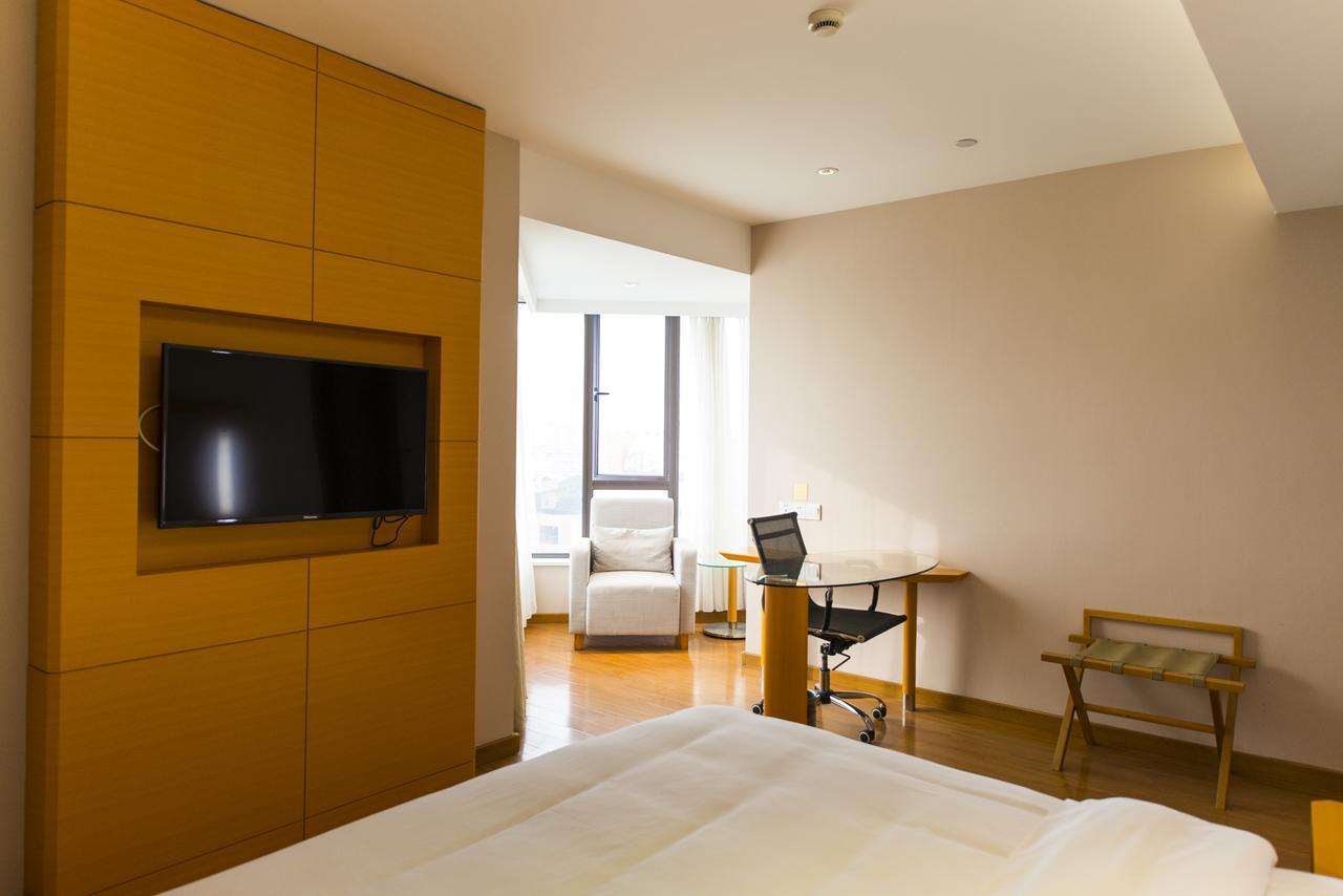 Ji Hotel Shanghai Jiangqiao Wanda Plaza Kültér fotó