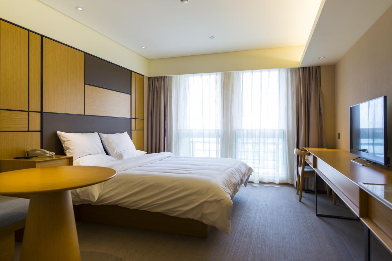 Ji Hotel Shanghai Jiangqiao Wanda Plaza Kültér fotó